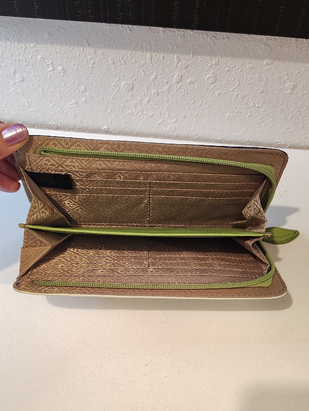 Relic Pop Art Zip Around Wallet - Picture 5 of 7